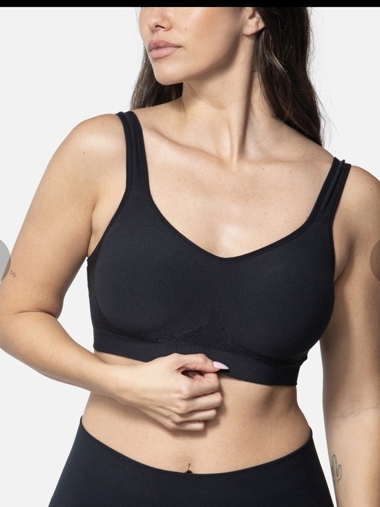 Underoutfit Other - Underoutfit Comfort Shaping Bra